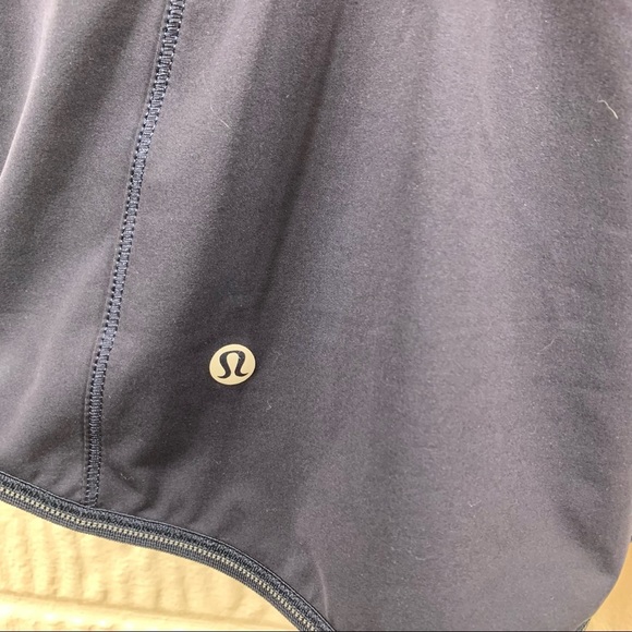 Lululemon Kicking Asphalt Vest Navy 4 - Picture 9 of 10